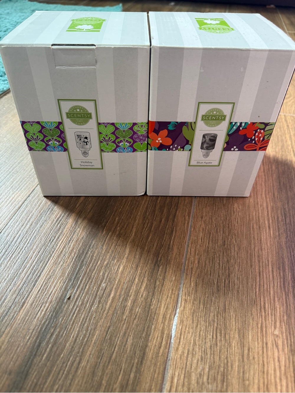 2 Scentsy Boxed Plug In Warmers!